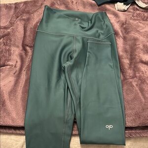 Alo Yoga Airlift Winter Warm High-Waist Legging